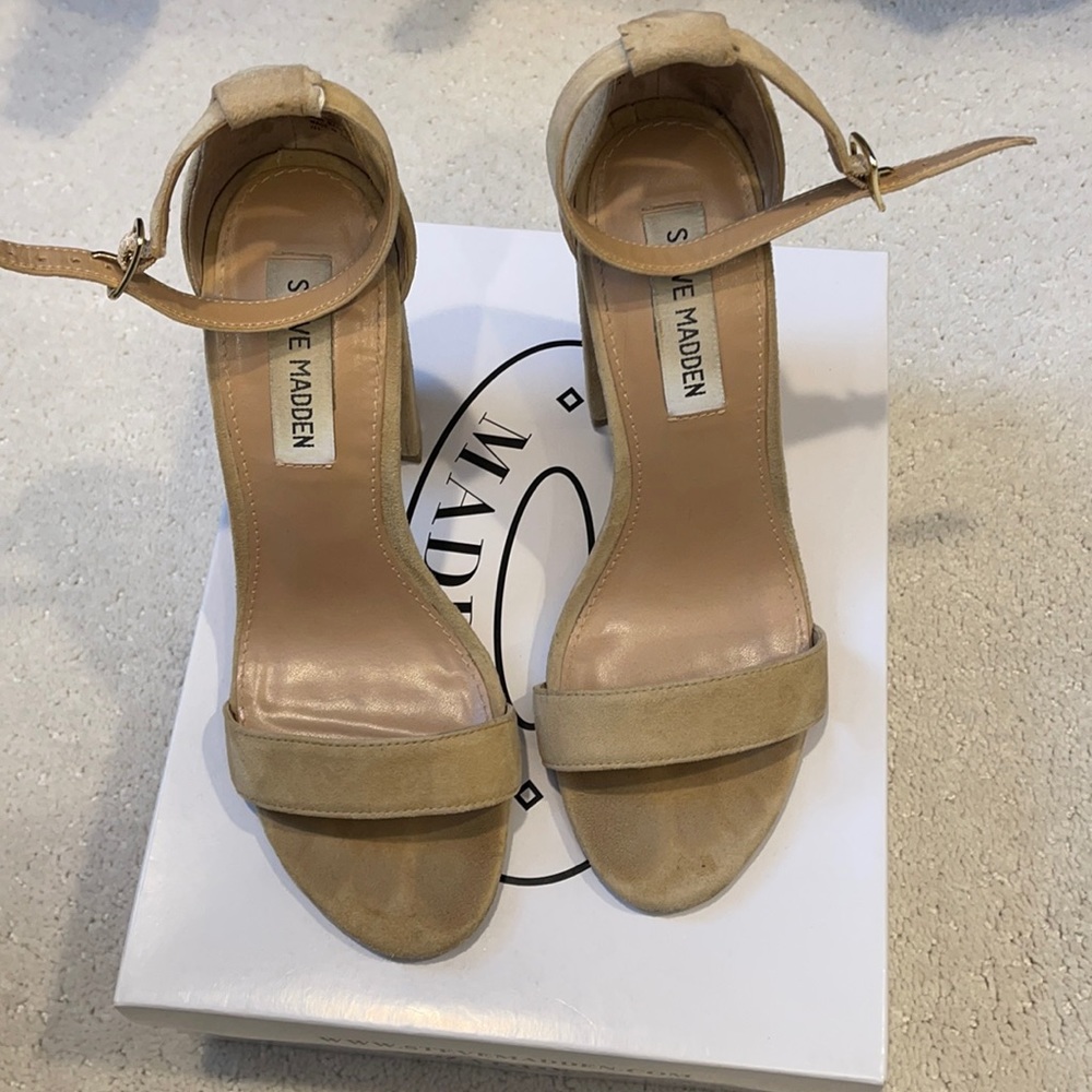 Steve Madden suede sandals